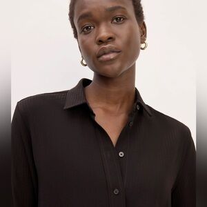 Everlane The City Stripe Button Down Relaxed Shirt.